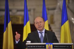 Băsescu, în 2010: “Nu e dramă că ne pleacă medicii”. Băsescu, în 2020: “Dacă lichidați medicii, lichidați un popor întreg”
